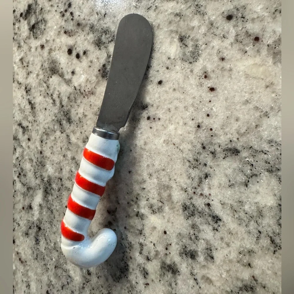 Set of 2 stainless steel cheese knifes